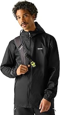 Las mejores chaquetas impermeables para senderismo: comparativa 2023